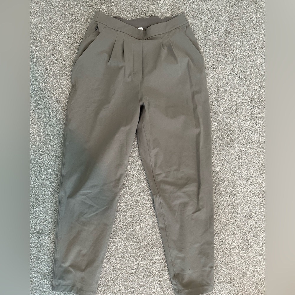 Lululemon trouser
